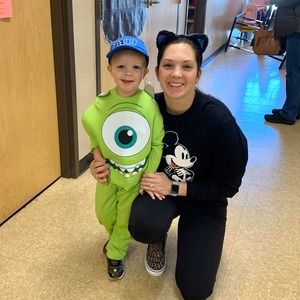 Meet your Posher, Calley